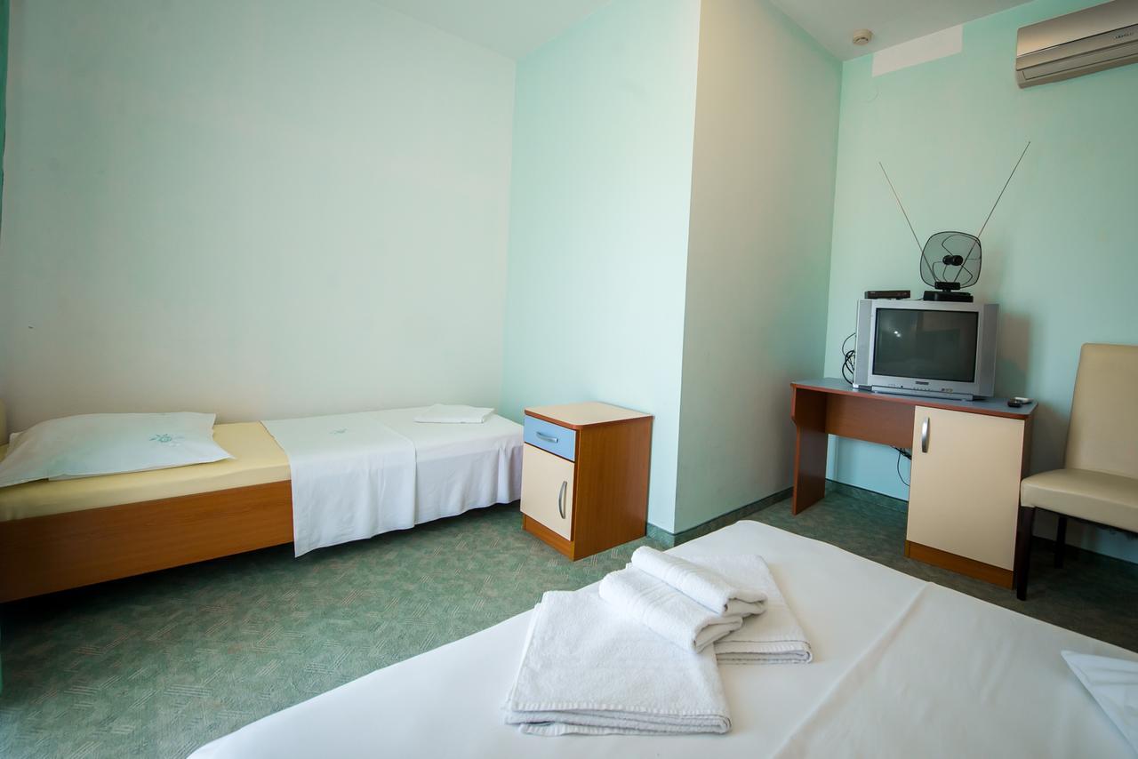 Bed And Breakfast Helena Kaštela Exterior foto